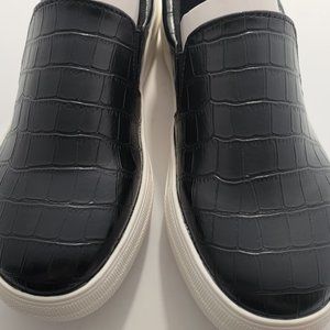 Hike-G Slip On Flat Platform Sneaker Black